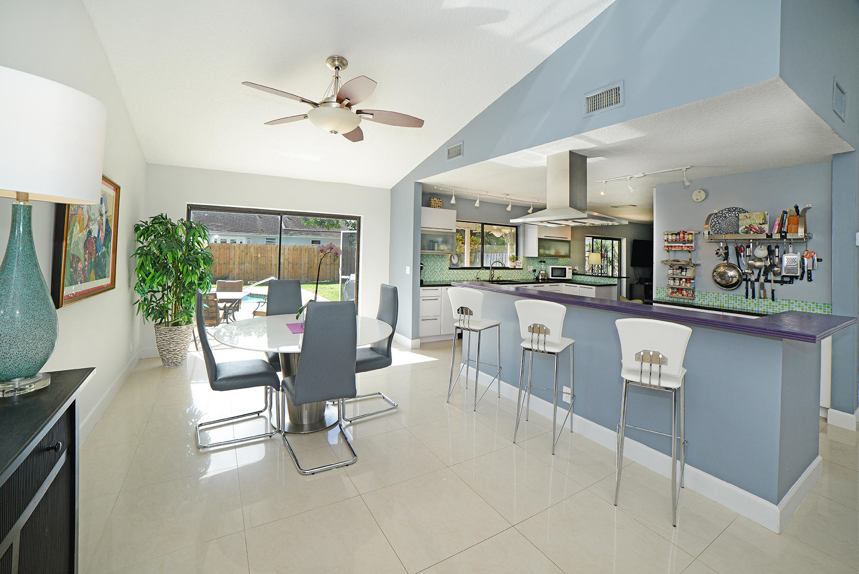 4816 Sugar Pine Drive Boca Raton, FL 33487 - Photo 6 of 37 Dining Area/Kitchen
