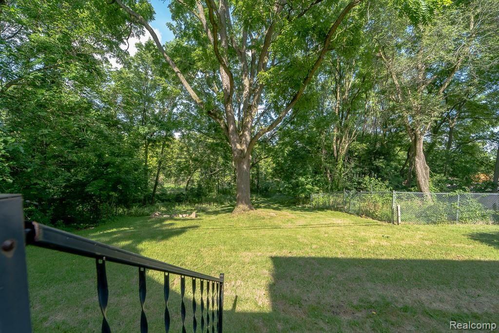 25710 Power Road Farmington Hills, MI 48336 - Photo 74 of 87
