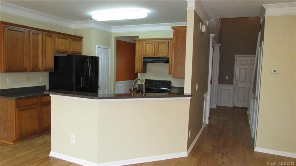 12914 Rothe House Road Charlotte, NC 28273 - Photo 12 of 48 Gallery Image 12