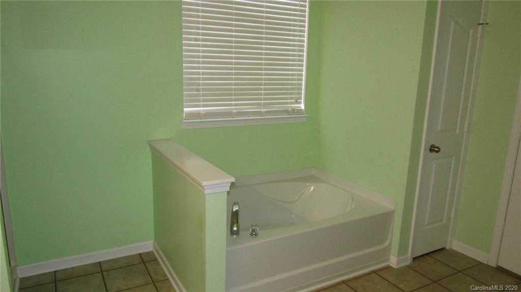 12914 Rothe House Road Charlotte, NC 28273 - Photo 32 of 48 Gallery Image 32