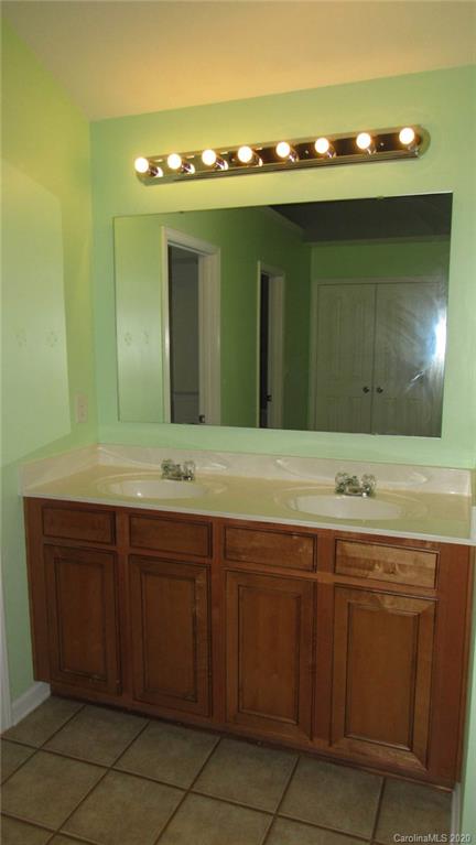 12914 Rothe House Road Charlotte, NC 28273 - Photo 34 of 48 Gallery Image 34