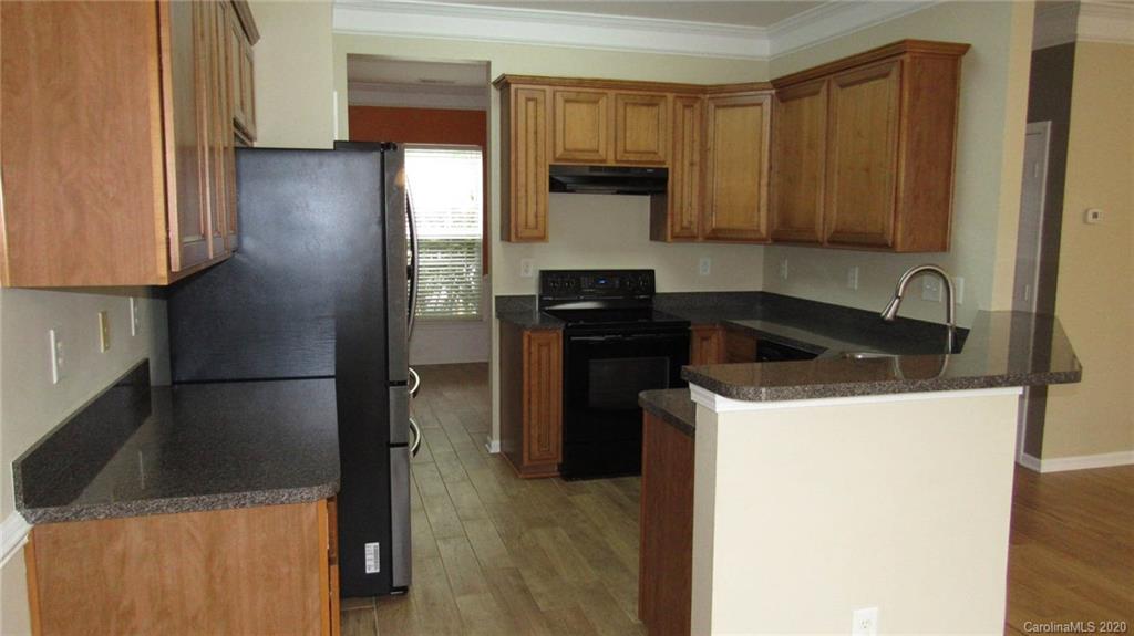12914 Rothe House Road Charlotte, NC 28273 - Photo 8 of 48 Gallery Image 8