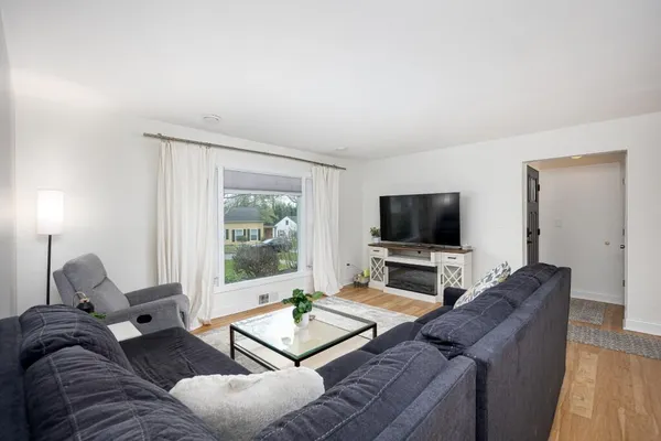 $395,000 | 2310 Yost Boulevard, Ann Arbor, MI 48104