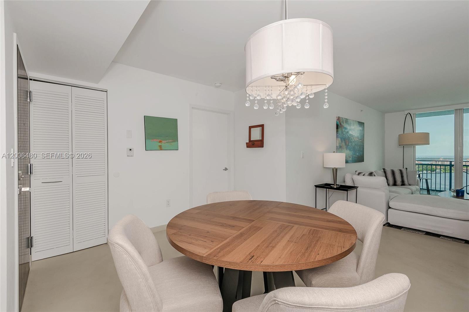90 Alton Road, Unit 2304 Miami Beach, FL 33139 - Photo 10 of 29 Gallery Image 10