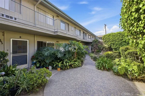 $4,400,000 | 411 North Chapel Avenue, Alhambra, CA 91801