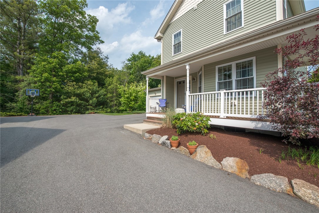 206 Jefferson Road Burrillville, RI 02830 - Photo 4 of 18 Gallery Image 4