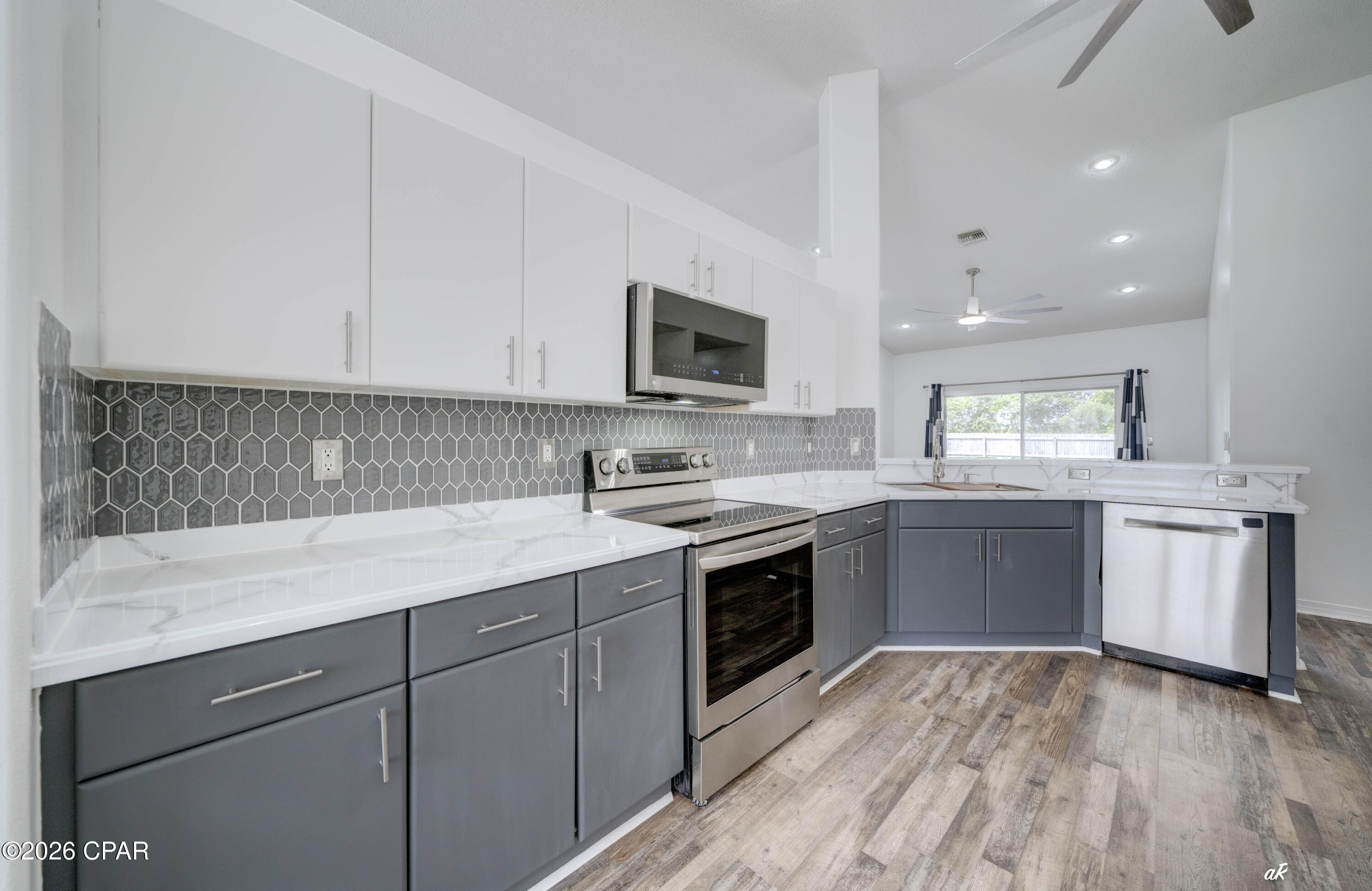 3452 Cherry Ridge Road Lynn Haven, FL 32444 - Photo 15 of 39