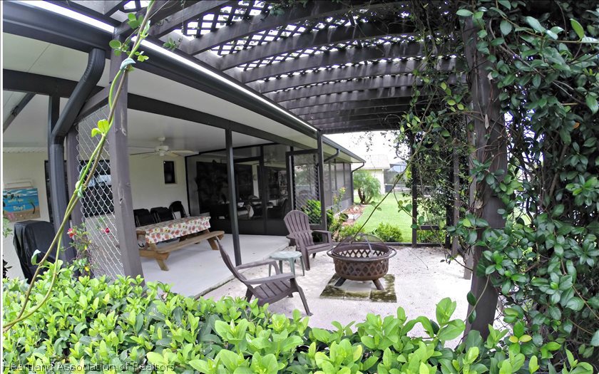 145 Loquat Road Northeast Lake Placid, FL 33852 - Photo 16 of 23 Gallery Image 16