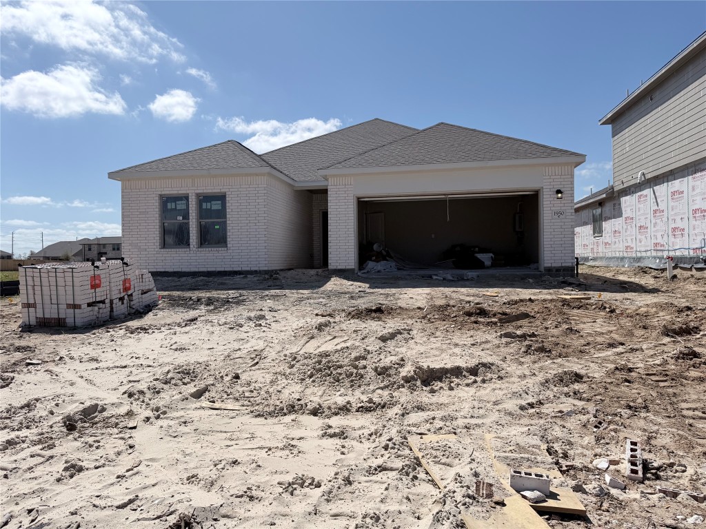 1950 Stargazer Lane Angleton, TX 77515 - Photo 3 of 9 a view of a house with a yard