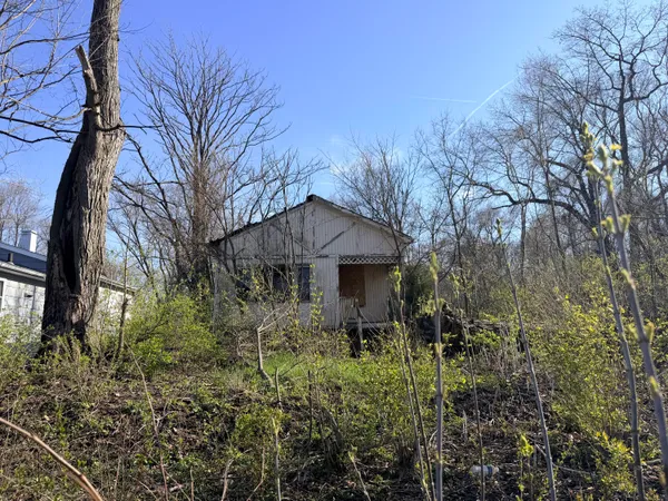 $9,000 | 4907 West 11th Avenue, Gary, IN 46406