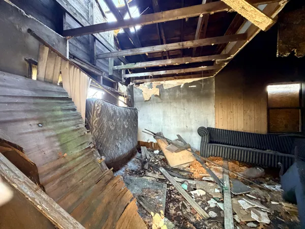 $9,000 | 4907 West 11th Avenue, Gary, IN 46406