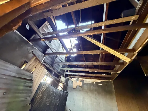 $9,000 | 4907 West 11th Avenue, Gary, IN 46406