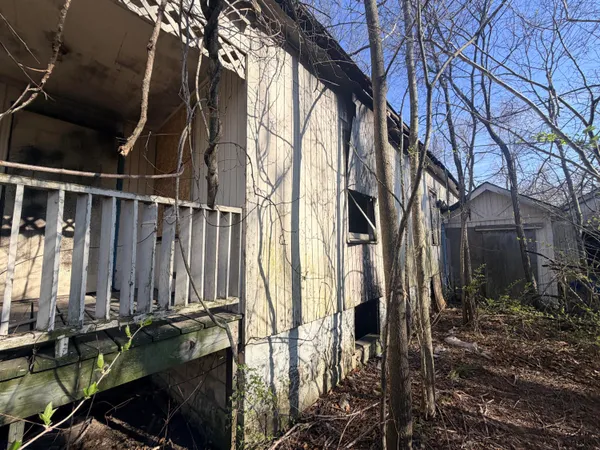 $9,000 | 4907 West 11th Avenue, Gary, IN 46406