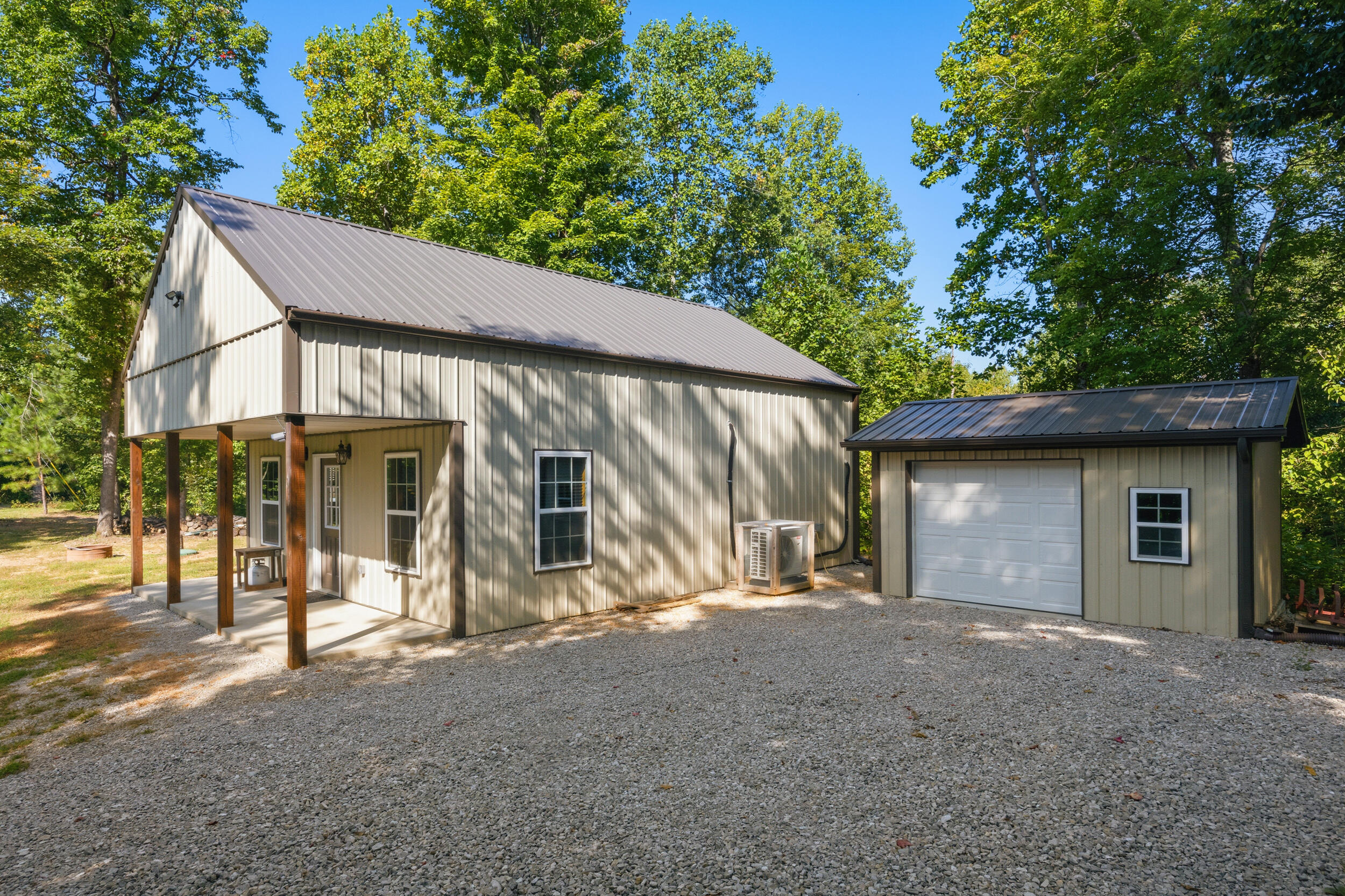 1562 High Ridge Road Middleburg, KY 42541 - Photo 5 of 46 2_img_3991