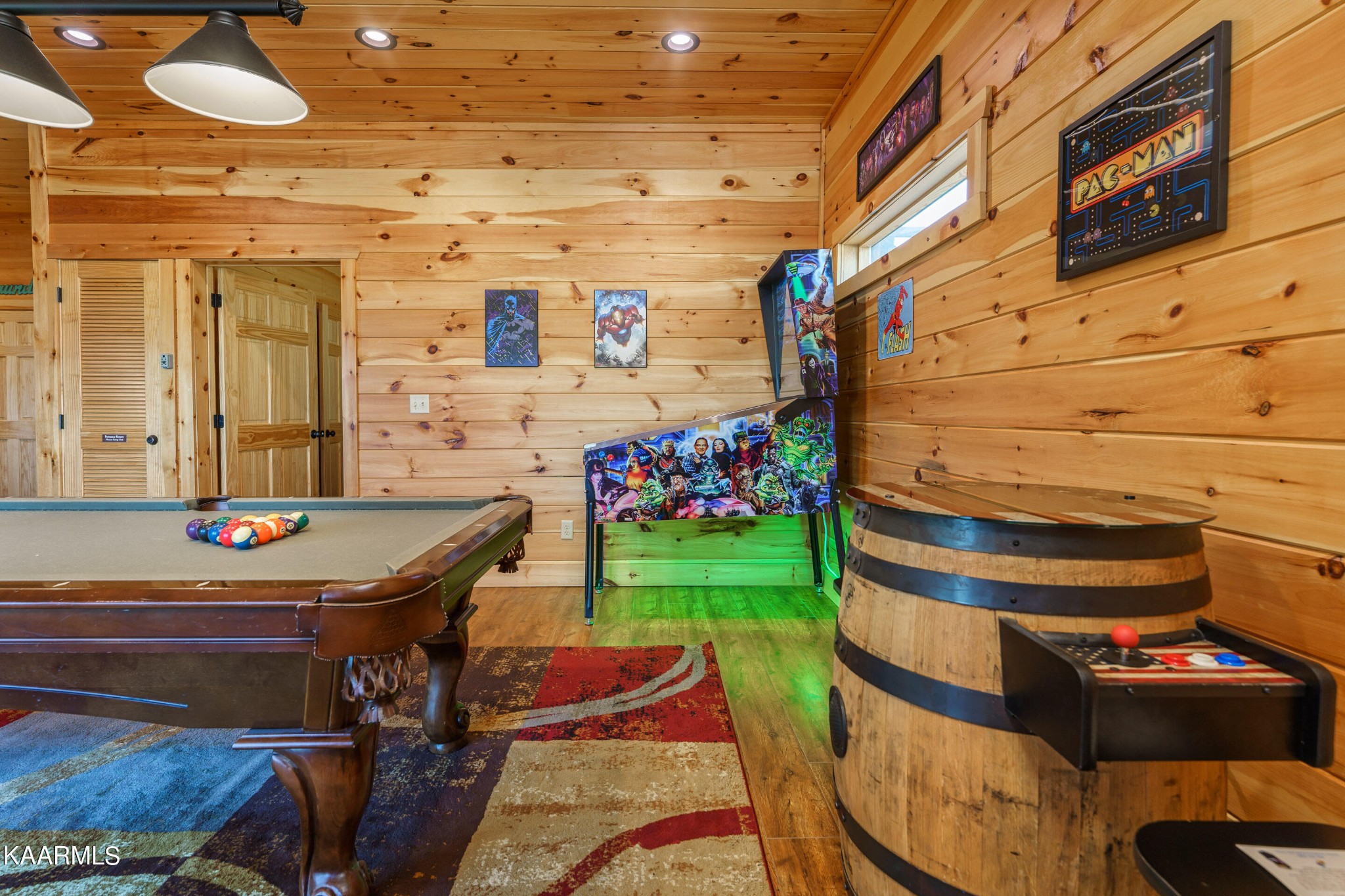 2805 White Oak Ridge Lane Sevierville, TN 37862 - Photo 13 of 25 a outdoor space with seating