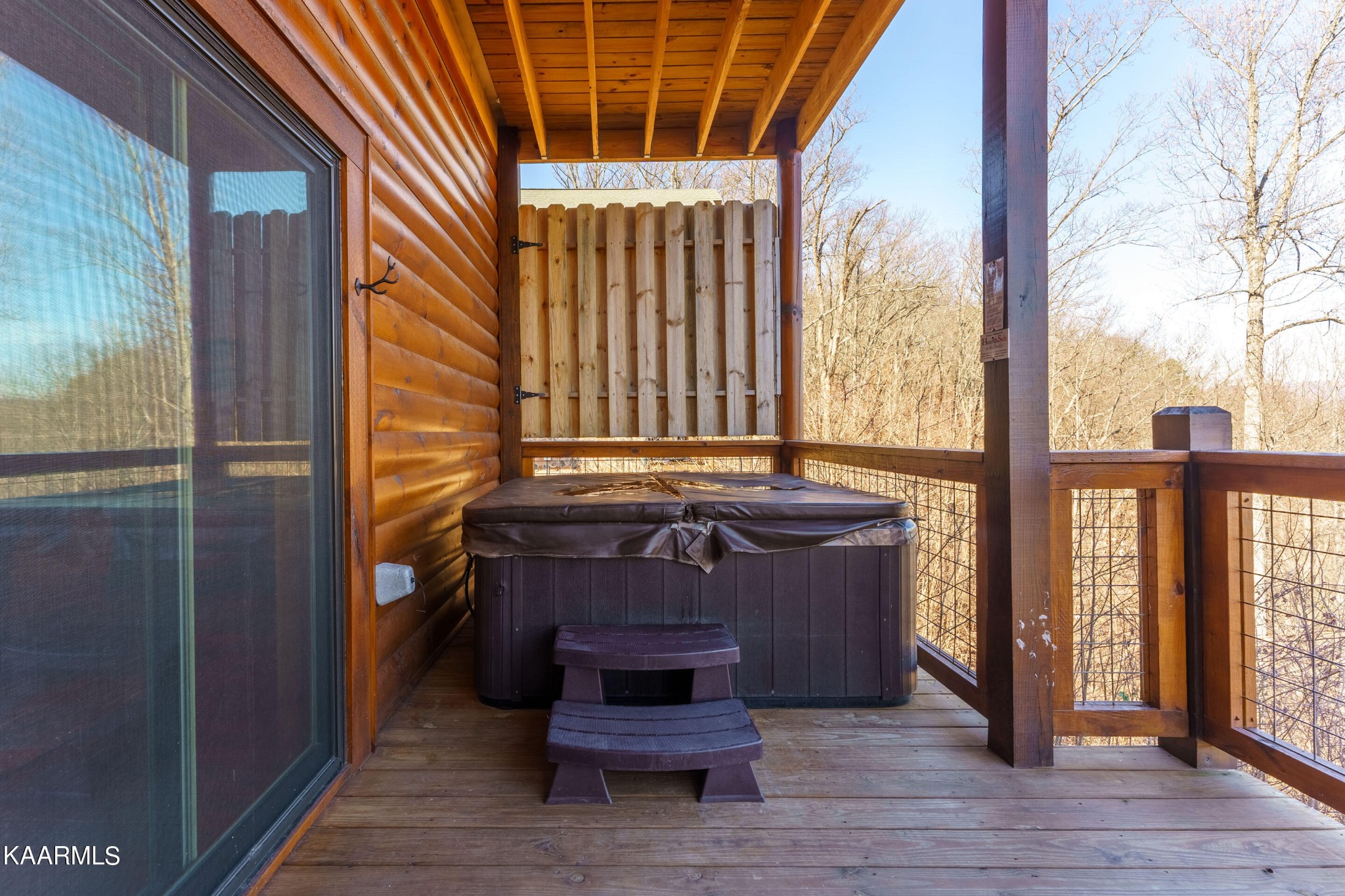 2805 White Oak Ridge Lane Sevierville, TN 37862 - Photo 22 of 25 a view of balcony with couch