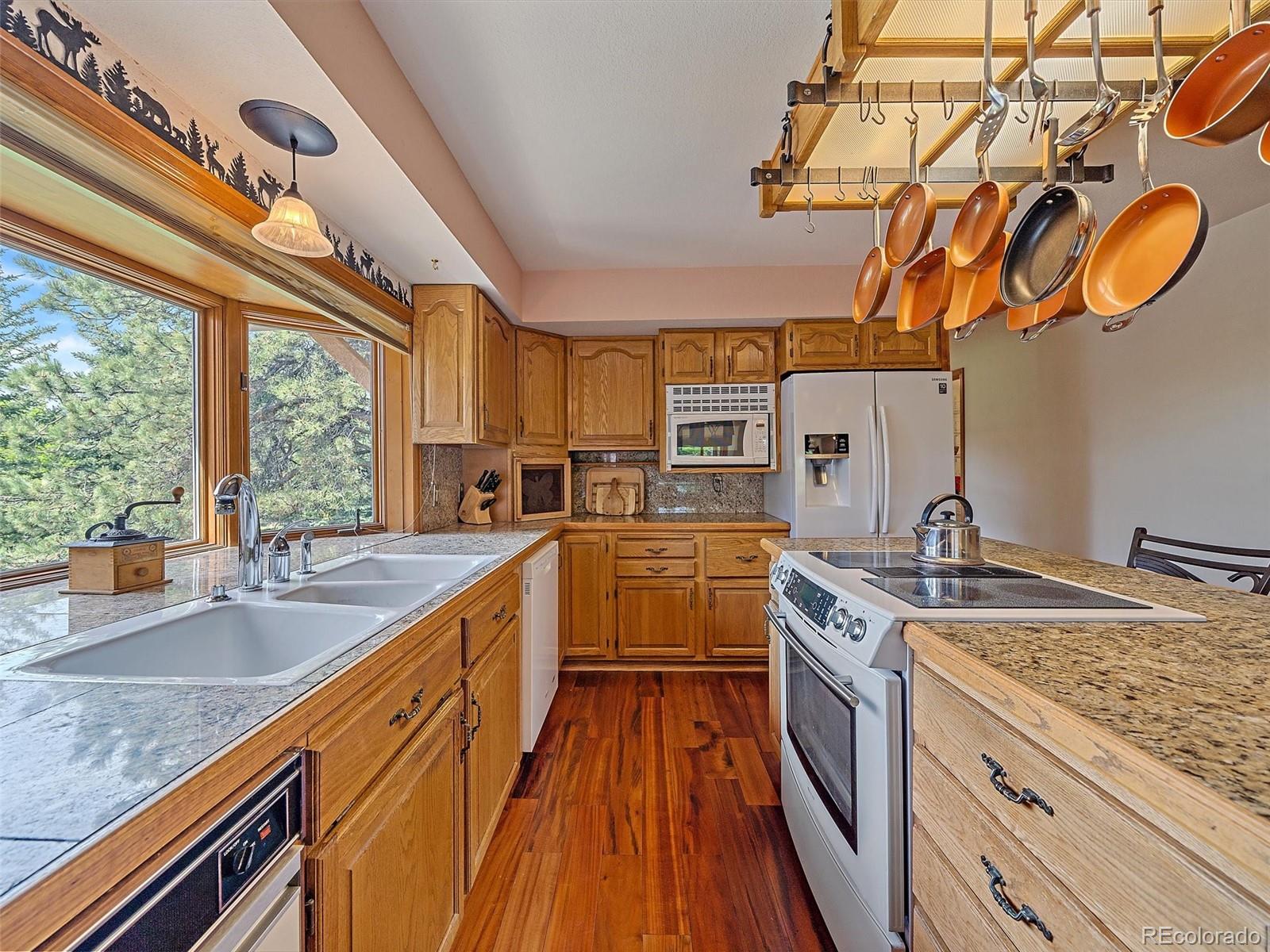 5389 Sunset Hl Road Evergreen, CO 80439 - Photo 9 of 38 Gallery Image 9