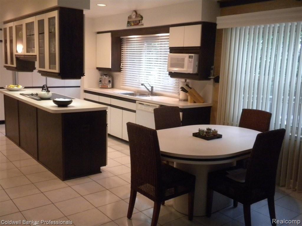 5210 Echo Road Bloomfield Hills, MI 48302 - Photo 23 of 30 DSCN5487.JPG