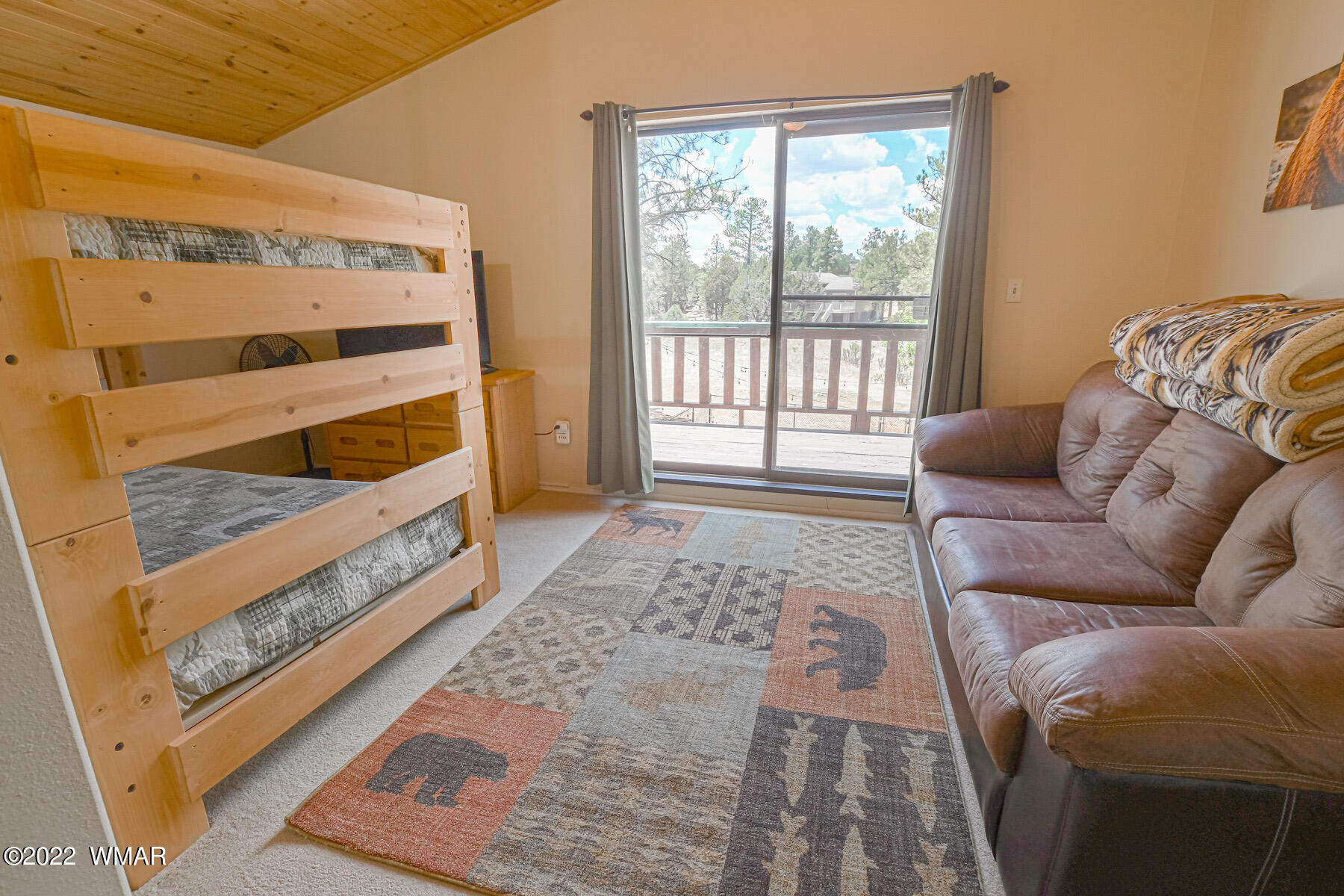 2846 Silver Dollar Street Overgaard, AZ 85933 - Photo 17 of 39