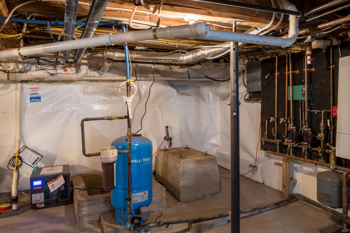 890 Elmwood Road Pownal, ME 04069 - Photo 16 of 29 Basement (1 of 3)
