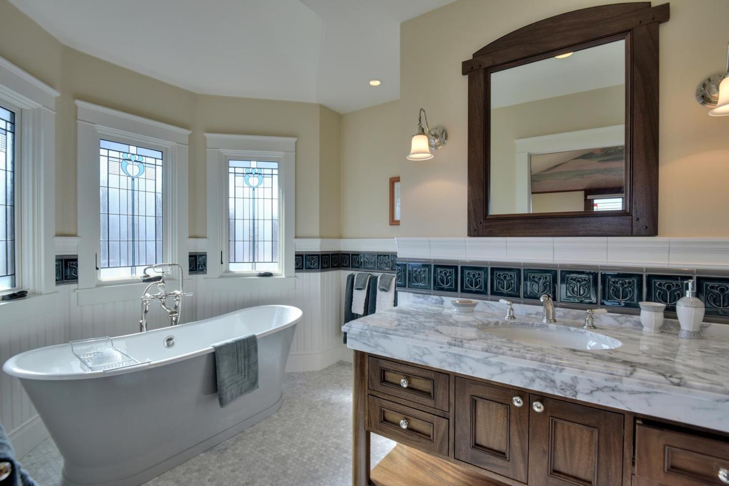 1570 Prospect Avenue Capitola, CA 95010 - Photo 22 of 34