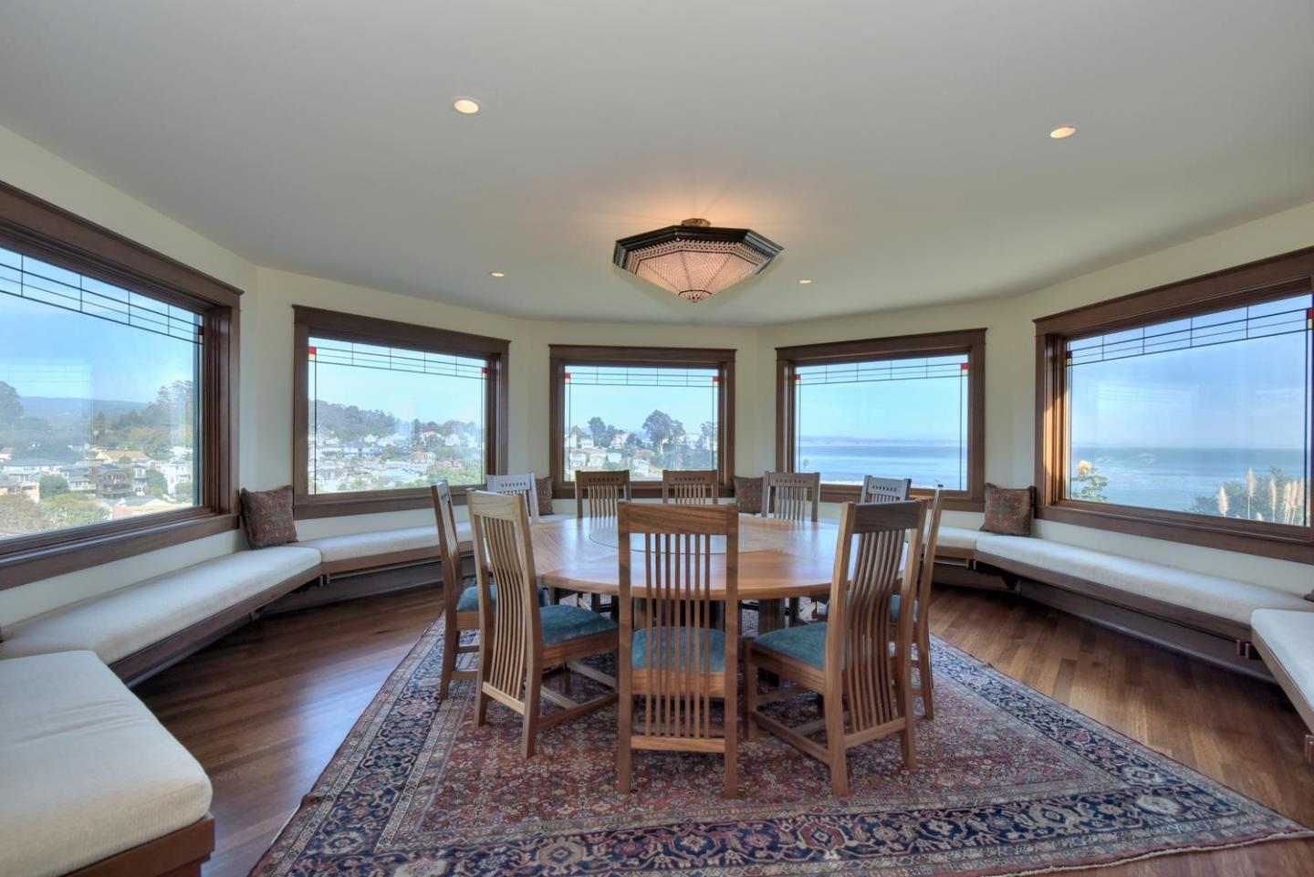 1570 Prospect Avenue Capitola, CA 95010 - Photo 9 of 34