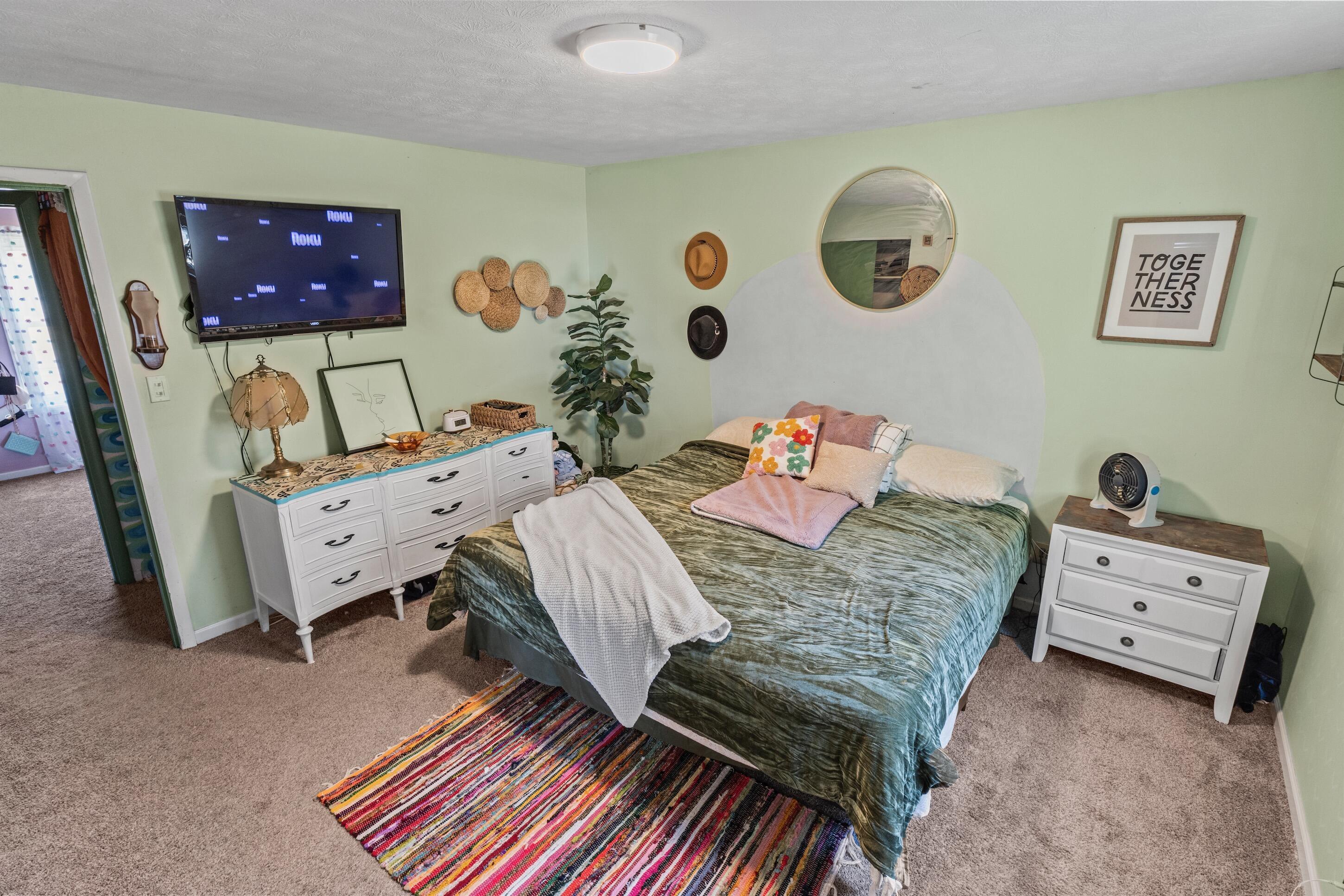 475 Dunkle Road Circleville, OH 43113 - Photo 14 of 27 Owners Suite