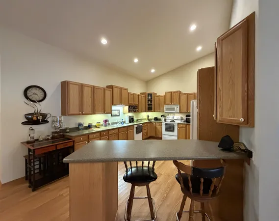 $340,000 | 605 Nightingale Lane, Cottage Grove, WI 53527