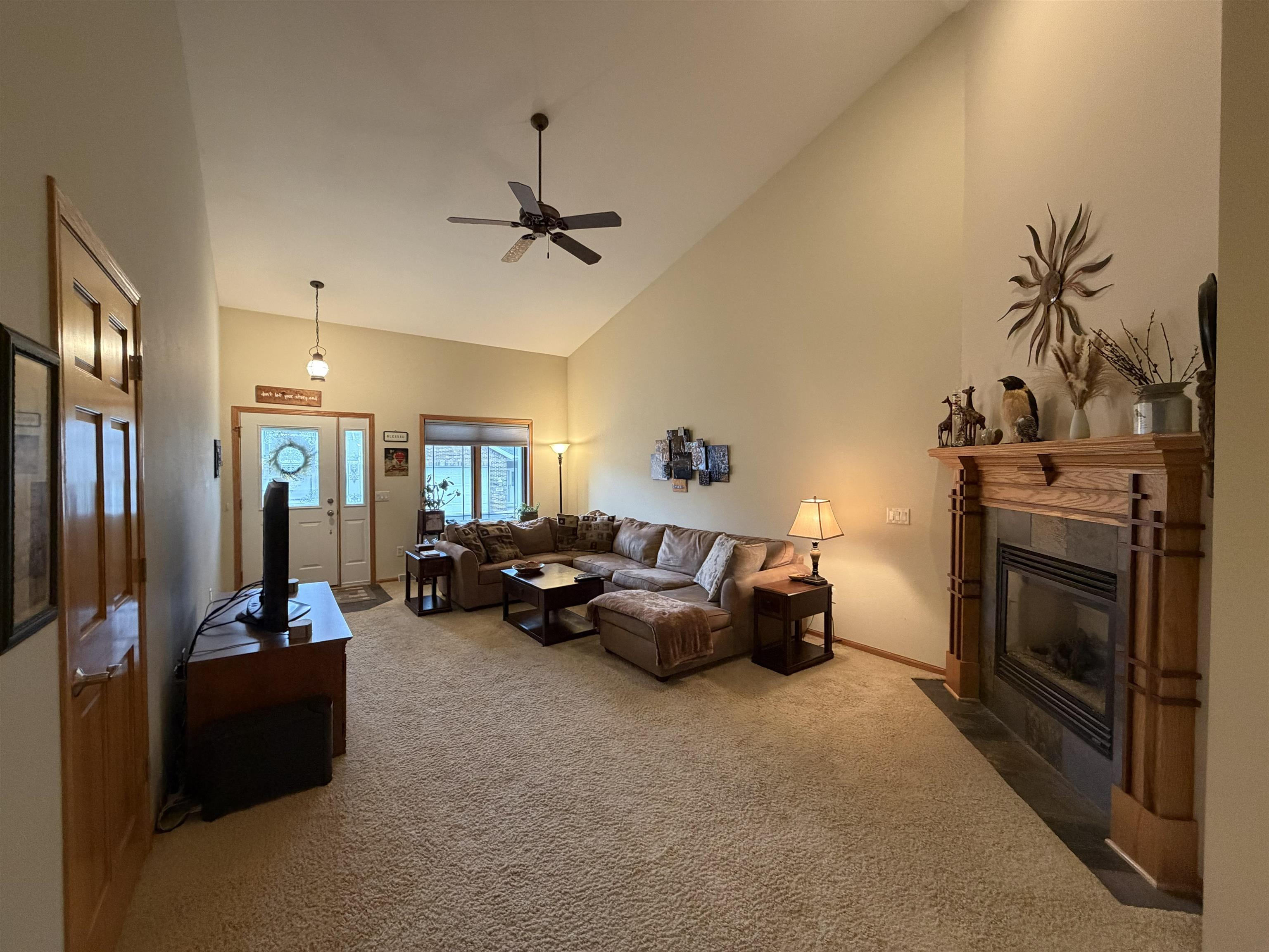 605 Nightingale Lane Cottage Grove, WI 53527 - Photo 3 of 30