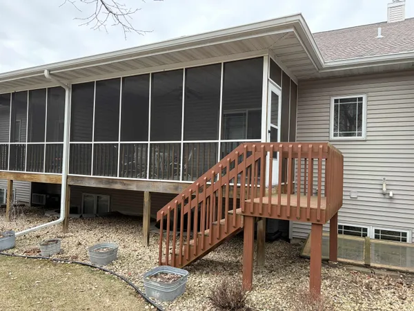 $340,000 | 605 Nightingale Lane, Cottage Grove, WI 53527