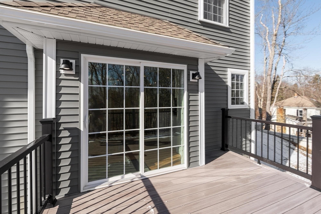 72 A Cottage Lane, Unit LEFT HALF) Templeton, MA 01468 - Photo 33 of 40
