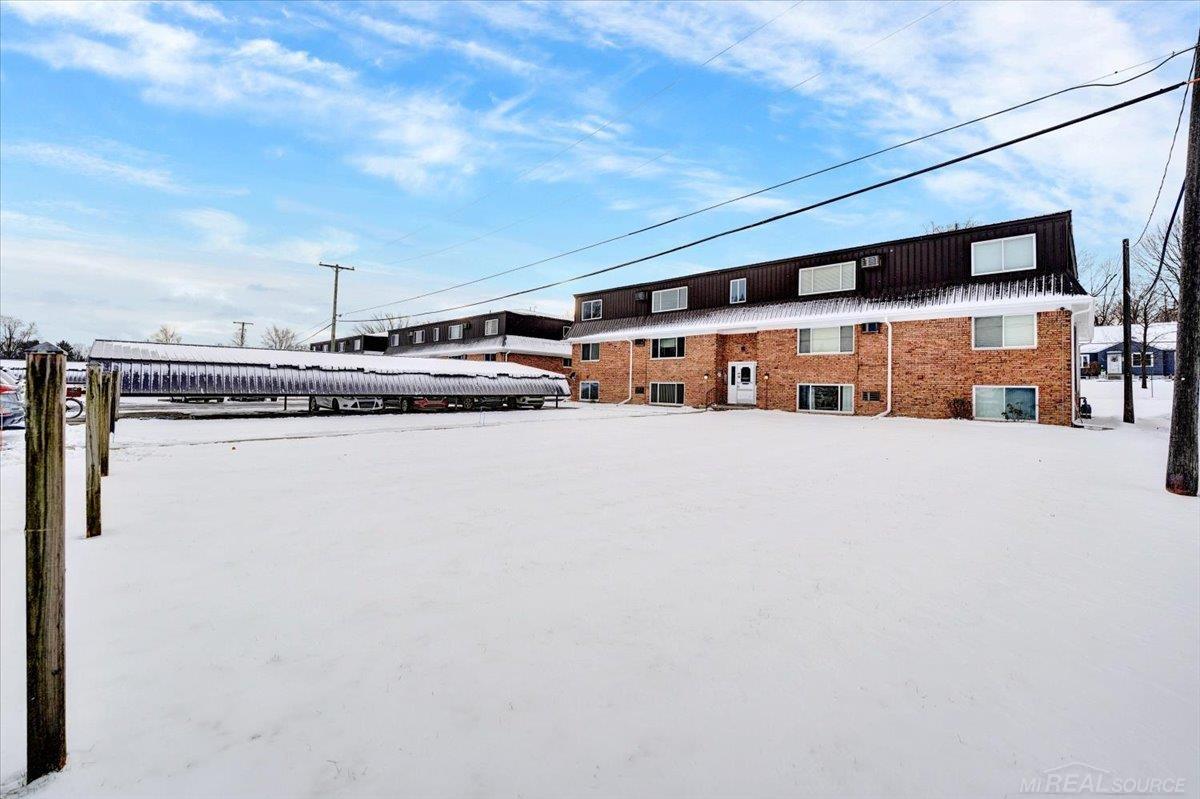 1617 South Riverside Avenue, Unit 4 St. Clair, MI 48079 - Photo 3 of 17