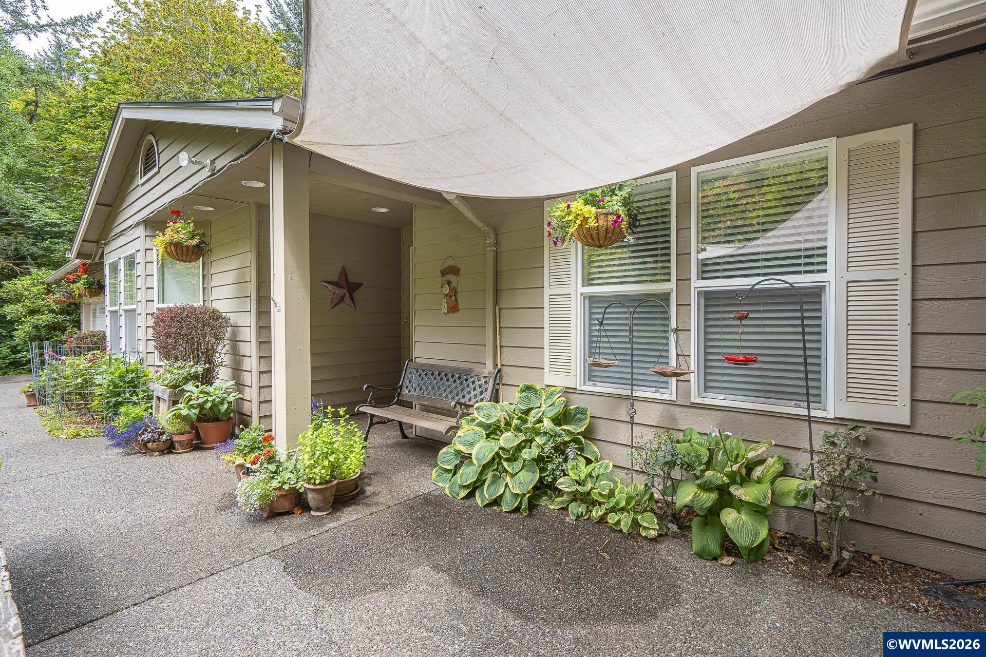 3864 Spring Street South Salem, OR 97302 - Photo 2 of 49