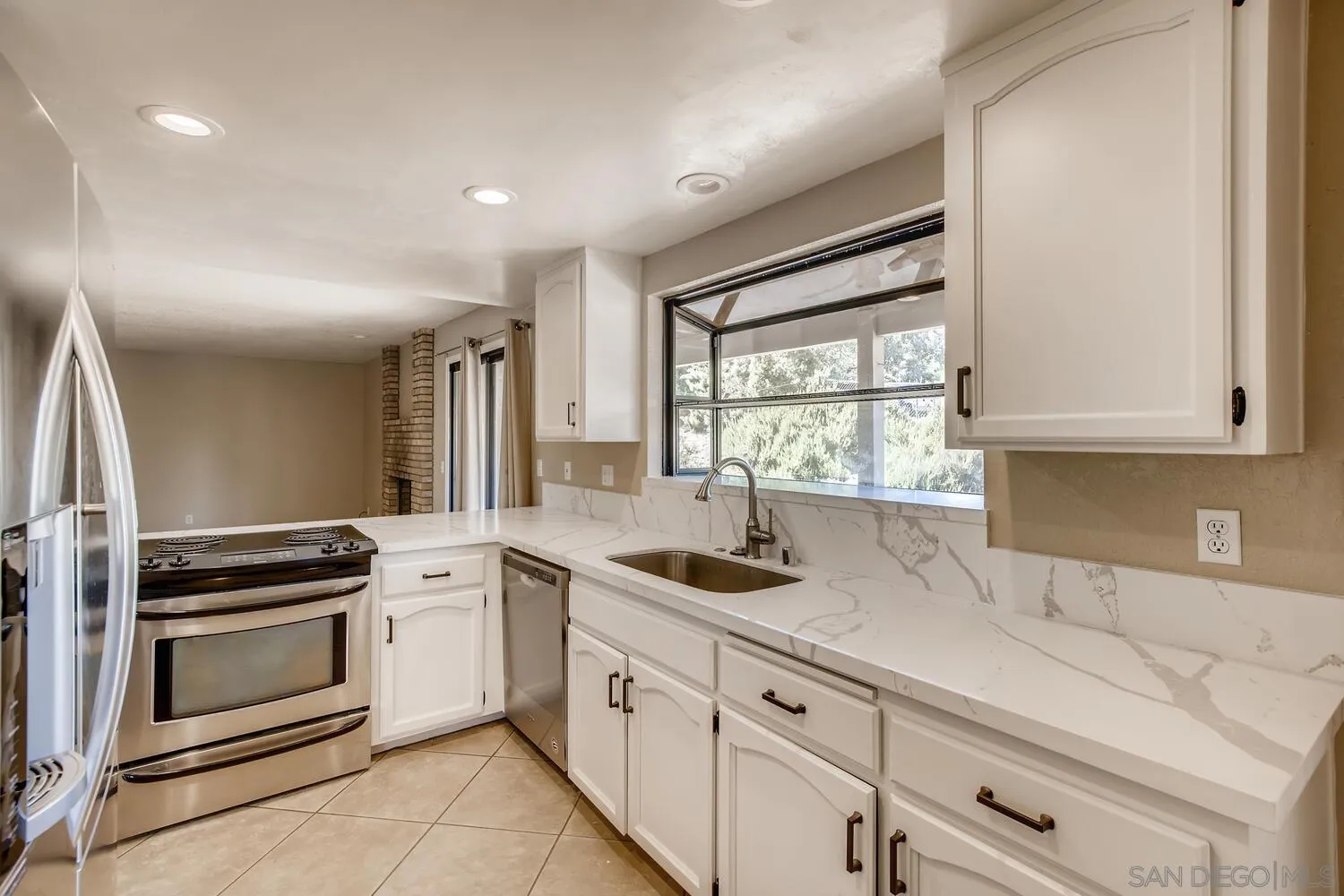 633 Amigos Road Ramona, CA 92065 - Photo 11 of 28 Gallery Image 11
