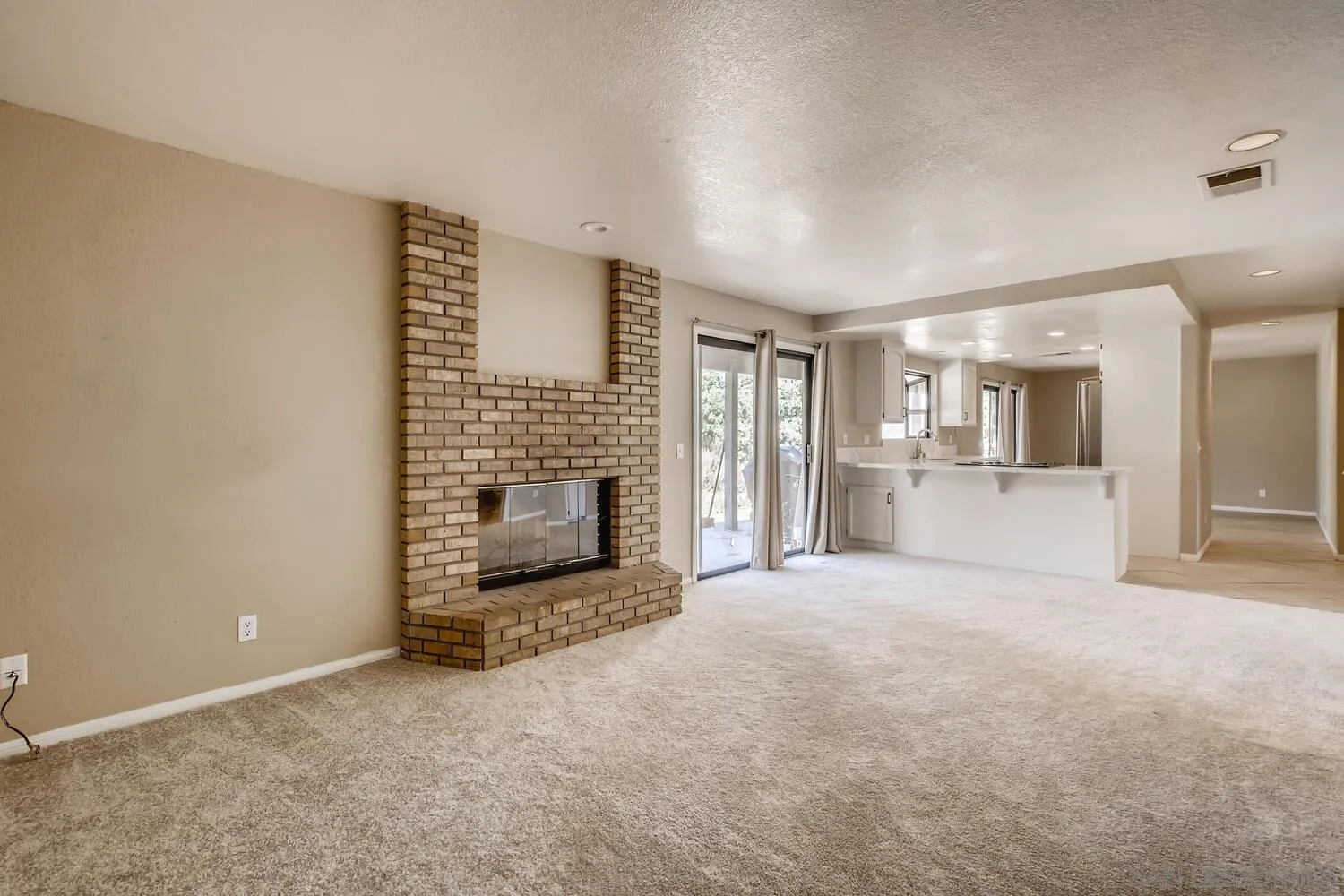 633 Amigos Road Ramona, CA 92065 - Photo 14 of 28 Gallery Image 14