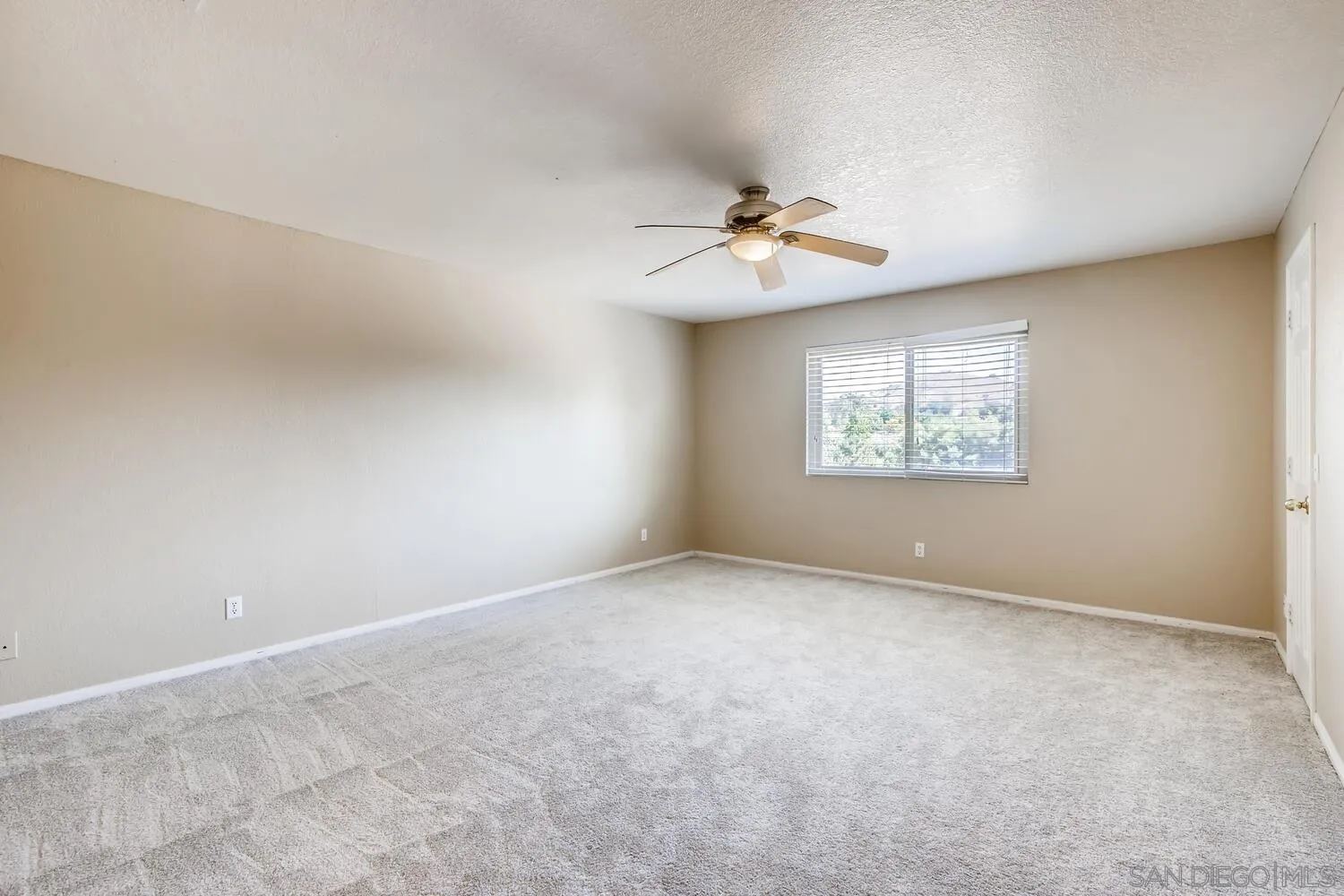 633 Amigos Road Ramona, CA 92065 - Photo 20 of 28 Gallery Image 20