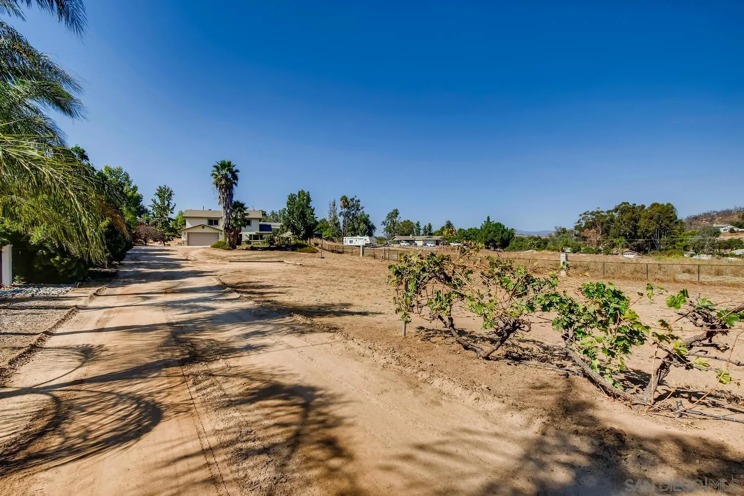 633 Amigos Road Ramona, CA 92065 - Photo 26 of 28 Gallery Image 26