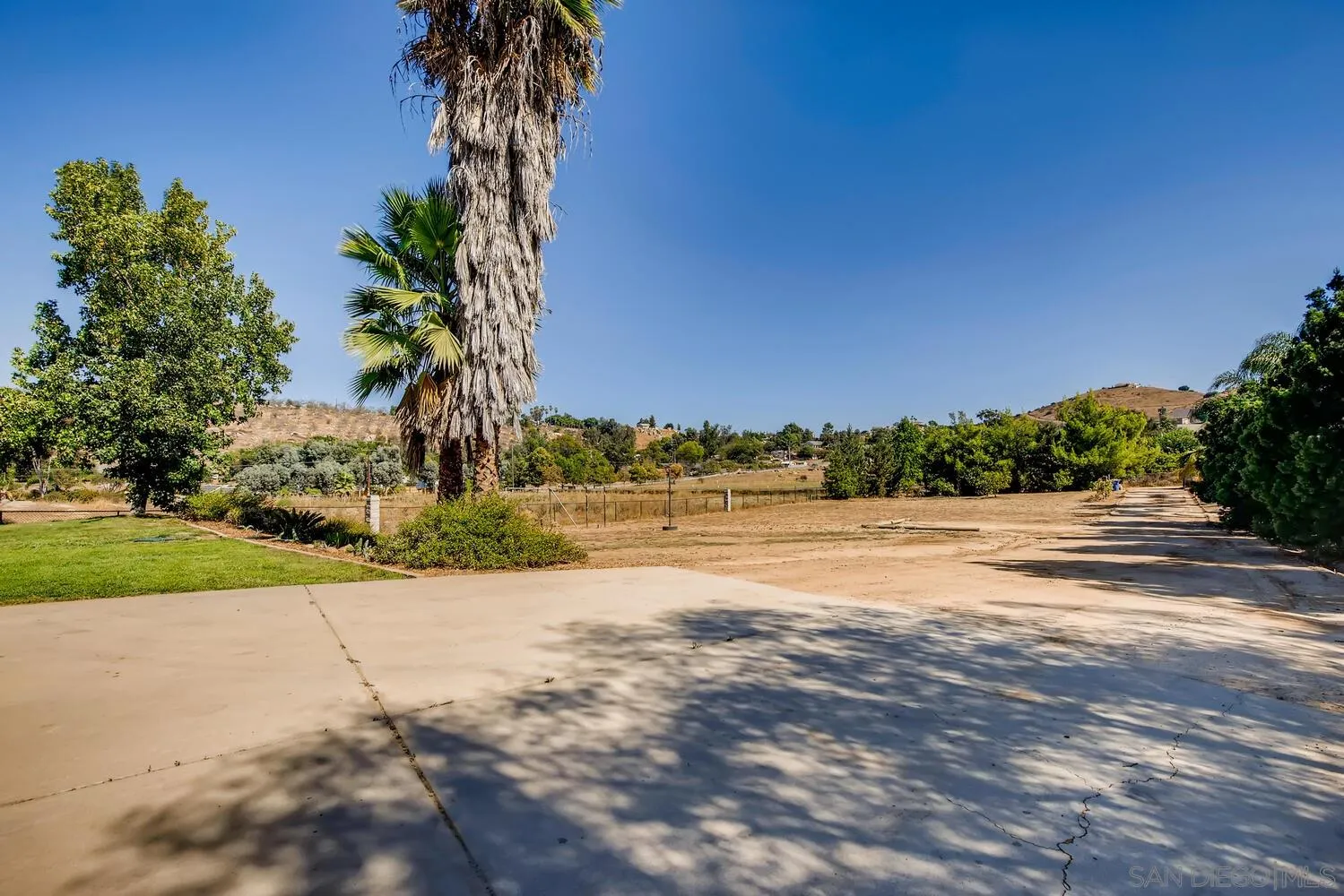 633 Amigos Road Ramona, CA 92065 - Photo 27 of 28 Gallery Image 27