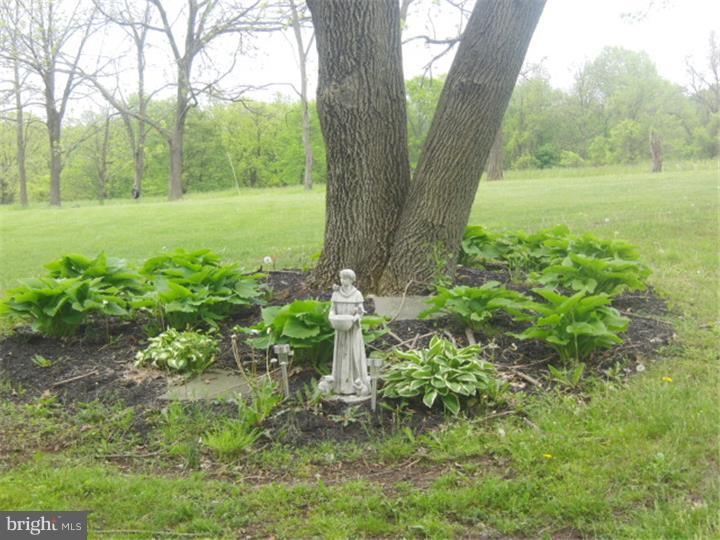 812 Huffs Church Road Alburtis, PA 18011 - Photo 6 of 21 Gallery Image 6