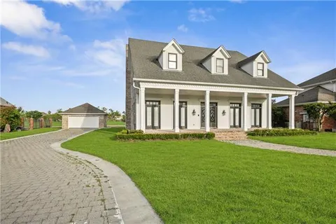$465,000 | 5741 Eastover Drive, New Orleans, LA 70128