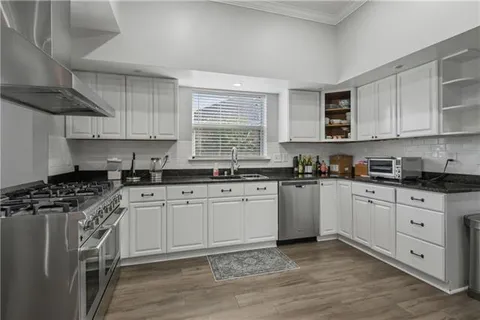 $465,000 | 5741 Eastover Drive, New Orleans, LA 70128