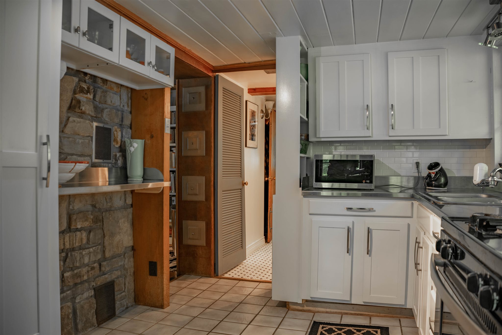 5579 State 45 Road Nashville, IN 47448 - Photo 29 of 35 Gallery Image 29