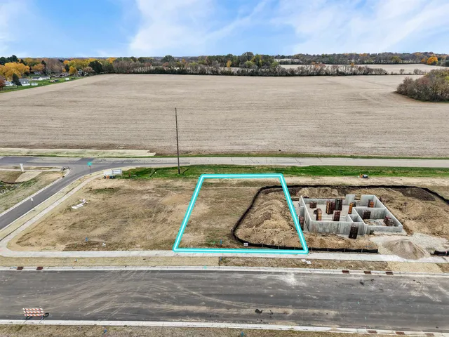 $119,900 | 325 Dahlia, Stoughton, WI 53589