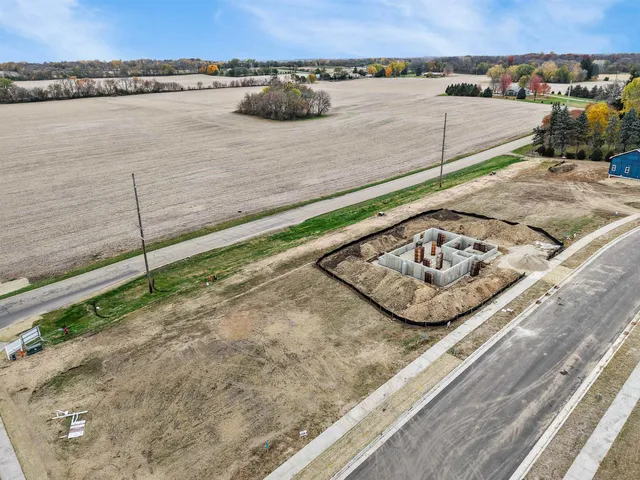 $119,900 | 325 Dahlia, Stoughton, WI 53589