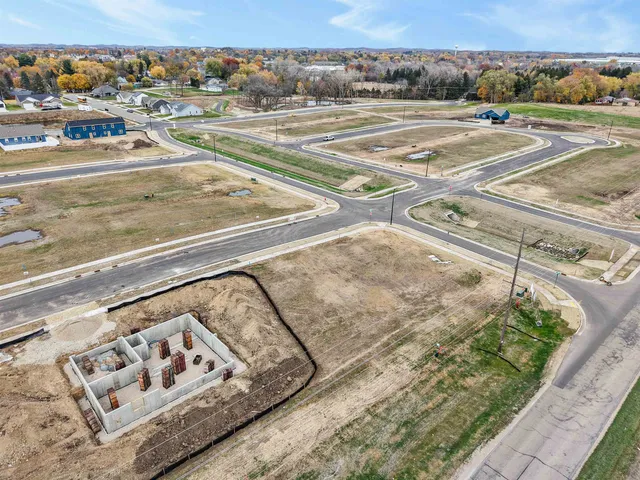 $119,900 | 325 Dahlia, Stoughton, WI 53589