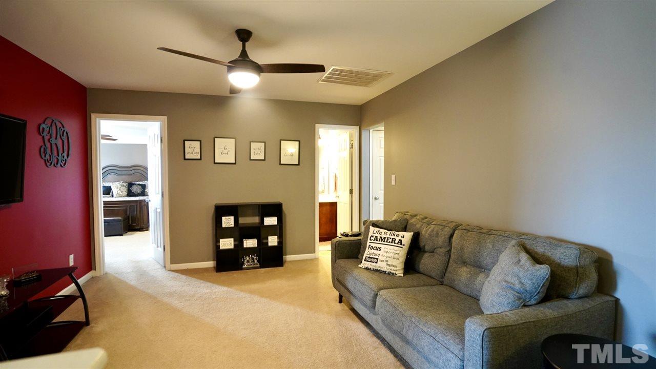3612 Pinkham Way Raleigh, NC 27616 - Photo 8 of 16
