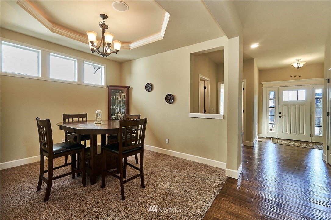 5120 Northeast 8th Street Renton, WA 98059 - Photo 12 of 28 Gallery Image 12