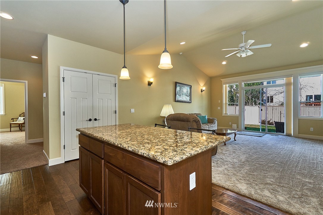 5120 Northeast 8th Street Renton, WA 98059 - Photo 16 of 28 Gallery Image 16