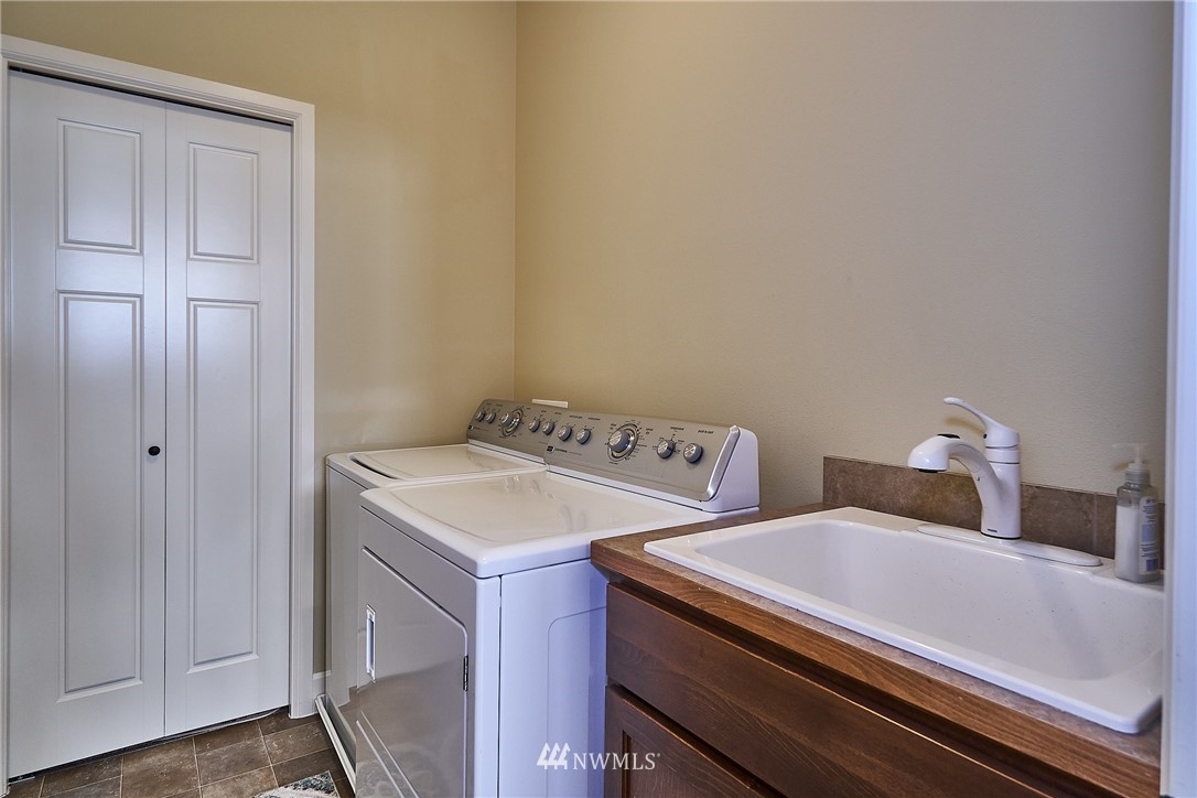 5120 Northeast 8th Street Renton, WA 98059 - Photo 19 of 28 Gallery Image 19