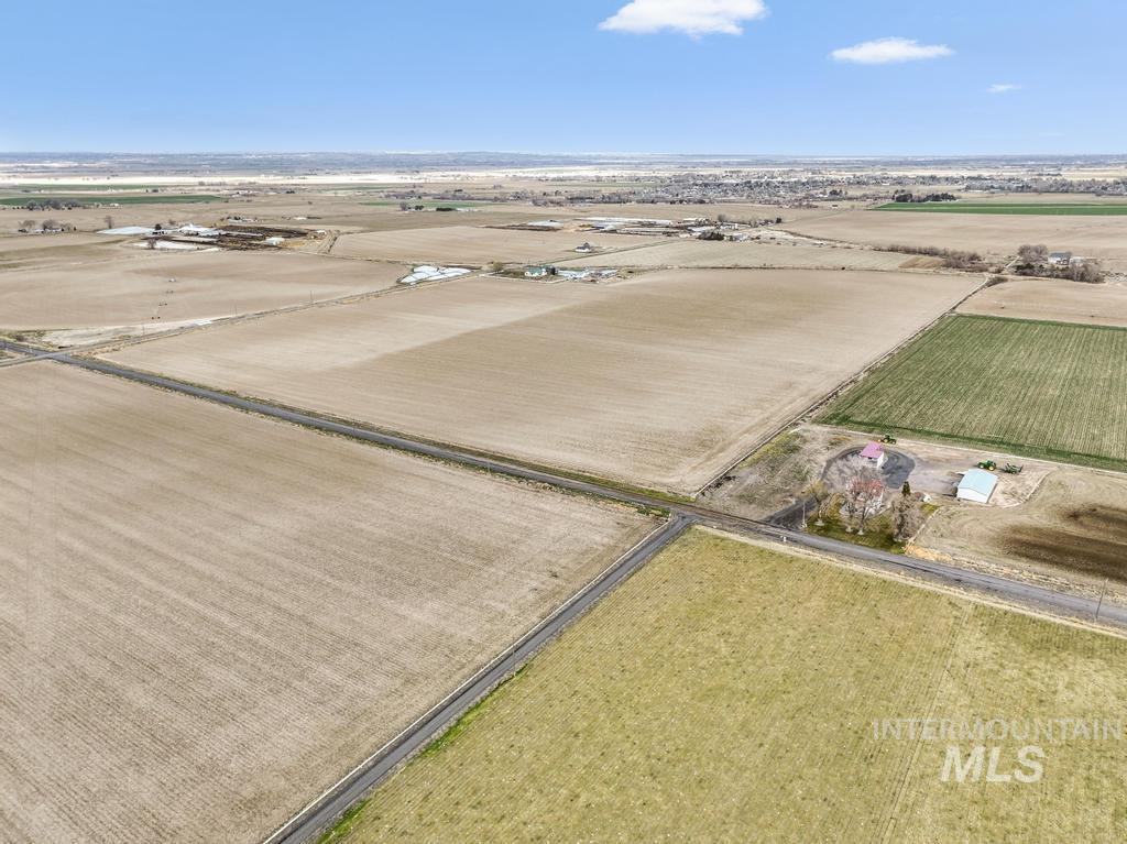 3900 North (52 /- Acres) Filer, ID 83328 - Photo 18 of 29 Aerial view of sparsely populated area with extensive farmland